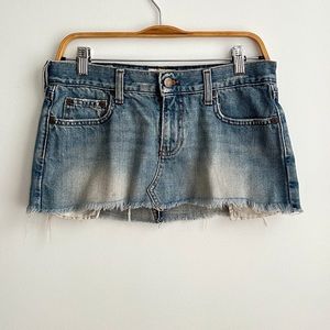 ☆ A&F 2000’s denim miniskirt